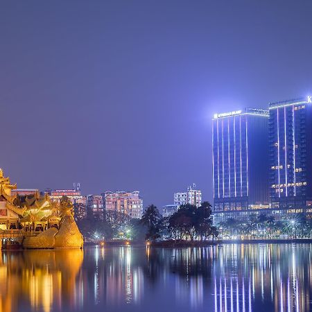 Hotel Wyndham Grand Rangún Exteriér fotografie
